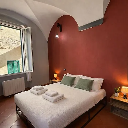 Apartament L&r - Centro Storico, Parcheggio, Terrazza Panoramica - La Cima Della Pigna